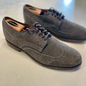 Mens Allen Edmonds Shane Wingtip Oxford Taupe Suede (8.5 D)